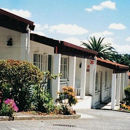Browns Bay Olive Tree Motel & Apartment Okura Bush Exterior photo