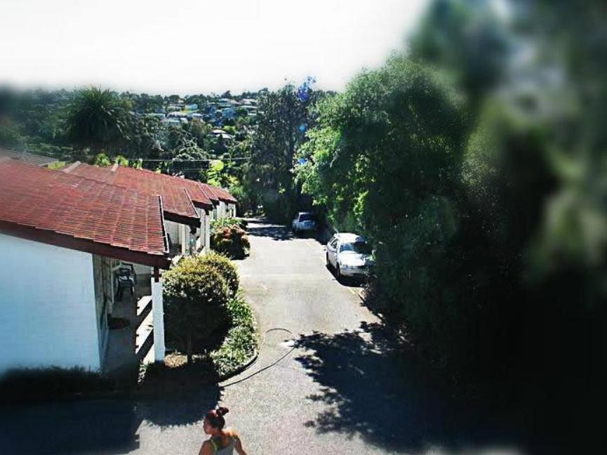 Browns Bay Olive Tree Motel & Apartment Okura Bush Exterior photo